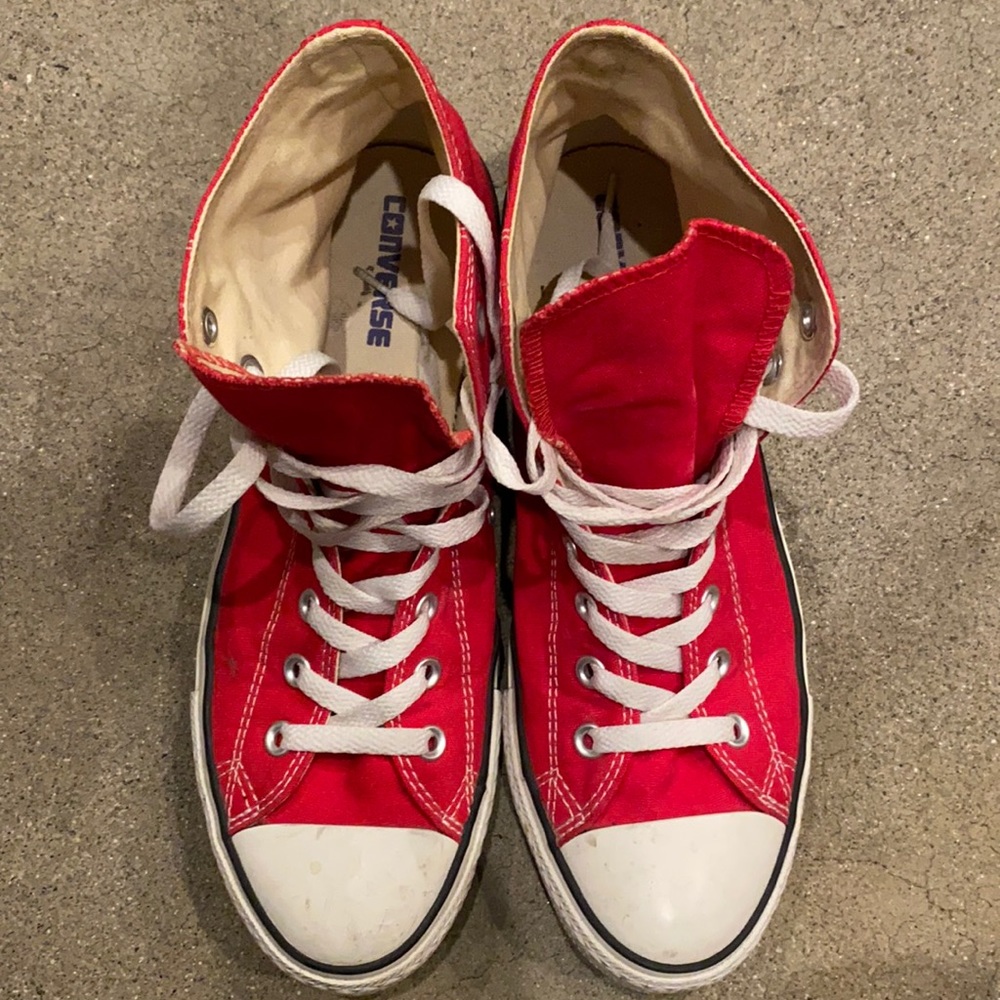 Converse sneaker.